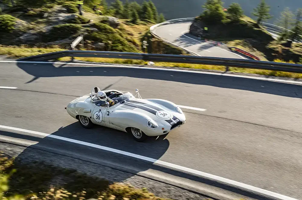 Bernina Gran Tourismo Jaguar_D-Type. Foto: Bernina Gran Tourismo