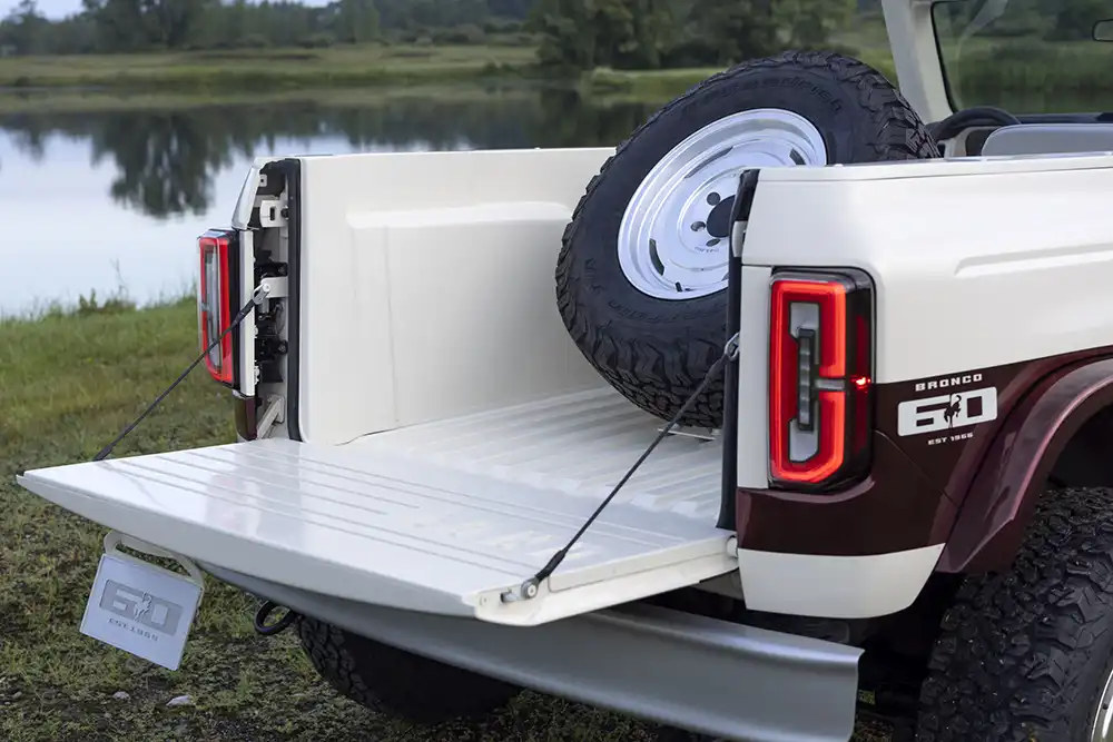 Im Prinzip handelt es sich beim Bronco Roadster um einen Pick-up. Foto: Ford