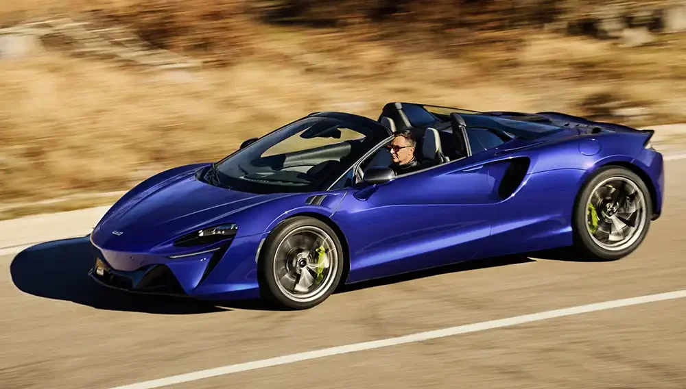 Original-15913-McLarenArturaSpider13-2