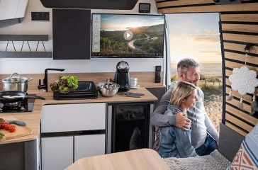 Weinsberg_Cara-Life_630_Blick_auf_Kuche-2