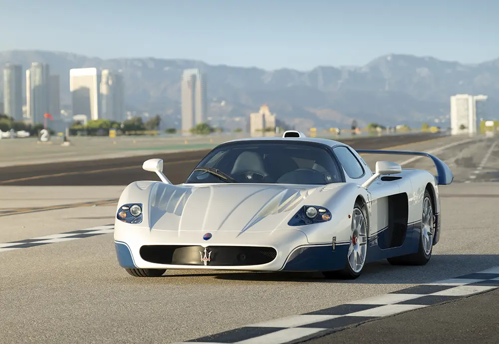 Maserati MC12 Stradale auf der Rennstrecke. Bildrechte: Robin Adams/Mit freundlicher Genehmigung von Broad Arrow Auctions.