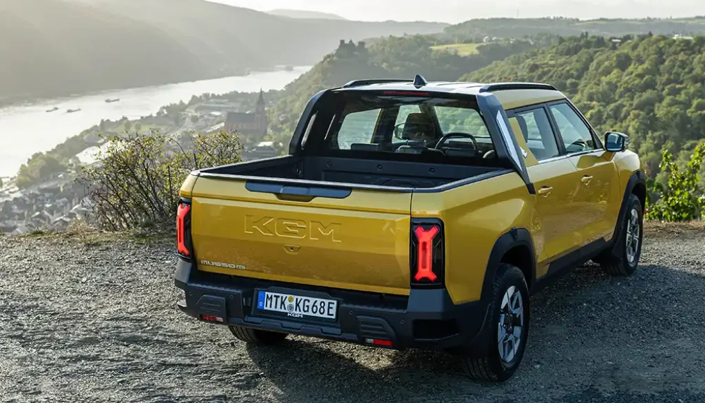 Auf die Ladefläche des Musso EV passt eine Europalette, die maximale Nutzlast liegt bei einer halben Tonne. Foto: Foto: KGM