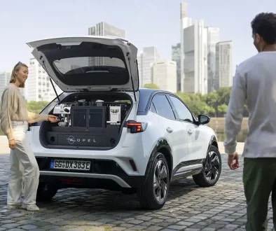 Dank Barista-Set im Heck kann der Opel Mokka "Coffee" jede Pause aufwerten. Foto: Opel