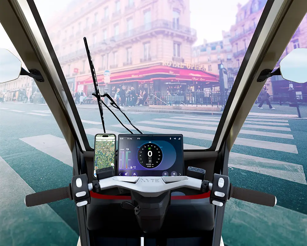 Der große Touchscreen deutet an, dass das XYTE One über Griff- und Sitzheiung verfügen wird. Foto: XYTE Mobility