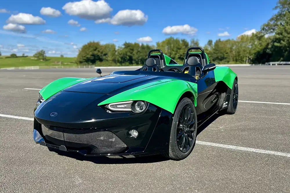 Zenos will 2026 wieder Autos bauen. Erstes Modell wird der bekannte E10 in der Version RZ. Foto: Zenos