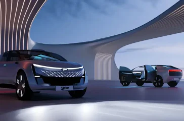 Vom Logo bis zur Heckklappe: Licht etabliert sich als Stilmittel für den standesgemäßen Auftritt. Foto: Valeo