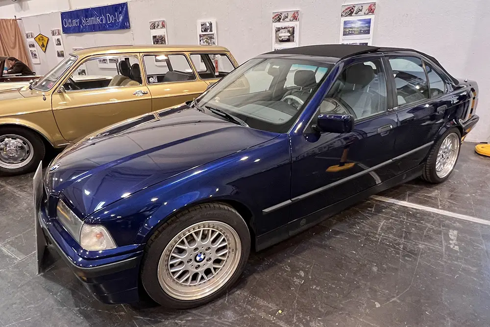 Gute E36 sind inzwischen gesucht, vor allem solche mit Reihensechszylinder. Besonders rar: Die Cabrio-Limousine von Baur. Foto: autodrome