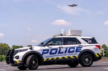 Mit dem Police Unmanned Ground vehicle (PUG) wird zum ersten Mal in den USA ein unbemannter Streifenwagen eingesetzt. Foto: Policing Lab