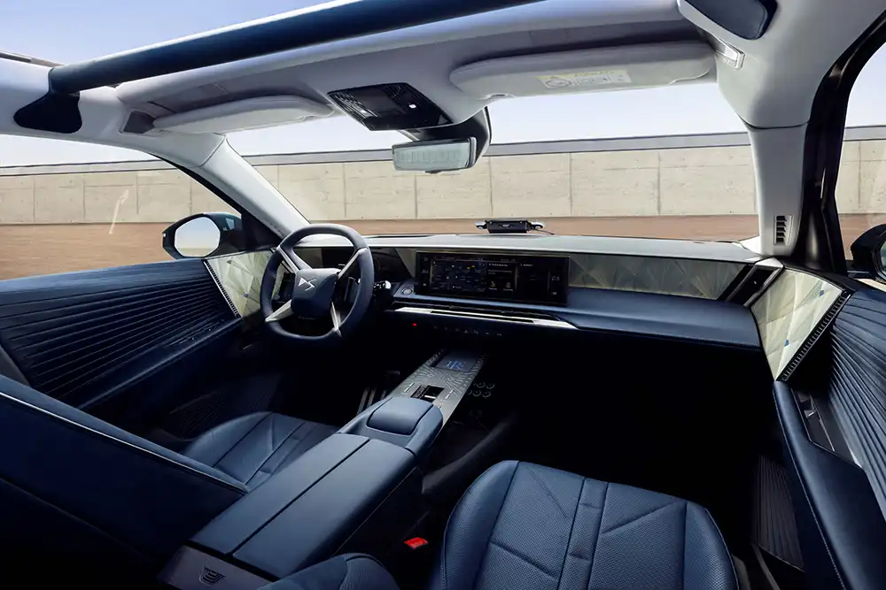 Im DS No8 Présidentelle geht es luftig zu. Foto: DS Automobiles