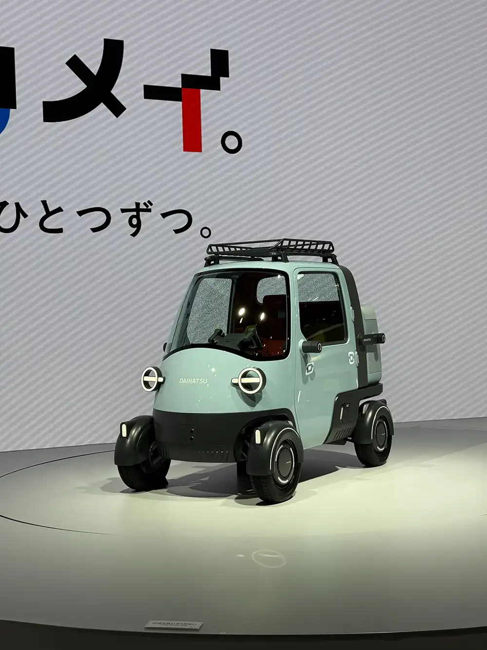 Daihatsu zeigt einen pfiffigen Micro-Transporter im Stil der italienischen Ape. Foto: SP-X/Benjamin Bessinger