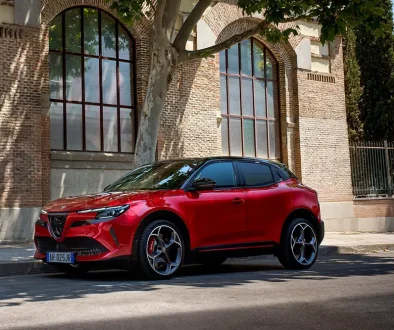 Für sein SUV-Modell Junior, hier die Version Elettrica Veloce, bietet Alfa künftig zwei neue Ausstattungslinien an. Foto: Alfa Romeo