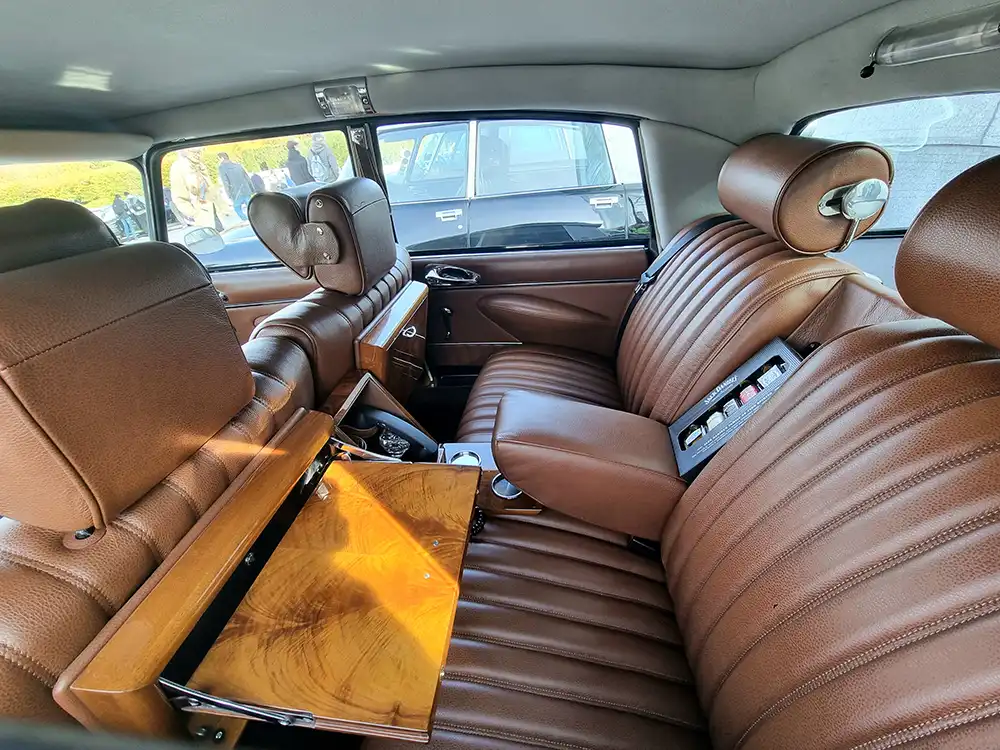 Für heutige Verhältnisse ist der Fond der DS relativ eng. Foto: Peter Weißenberg/SP-X