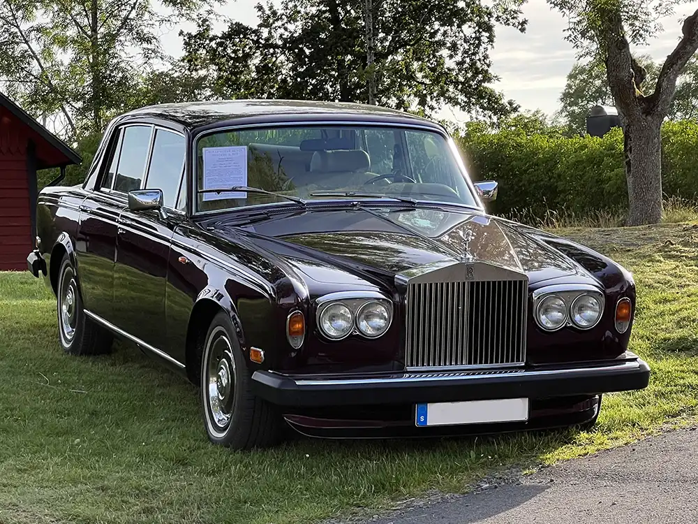 Safety first – An den Stoßstangen für US-Sicherheitsvorschriften gibt sich das 1977 lancierte Faceliftmodell Silver Shadow II zu erkennen. Foto: Rolls-Royce