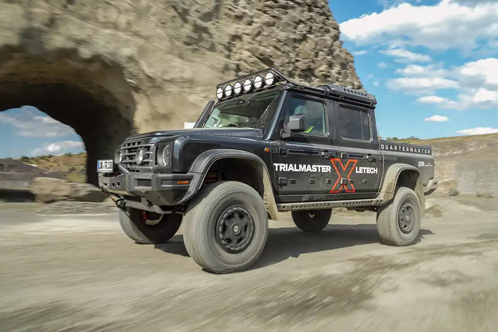 Genutzt wir der GeländIm Steinbruch mach dem Ineos so schnell keiner was vor. Foto: Letechewagen vom Betriebsleiter des Steinbruchs. Foto: Letech