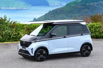 Nissan hat für sein Elektro-Van Sakura eine variable Solardachlösung entwickelt. Foto: Nissan