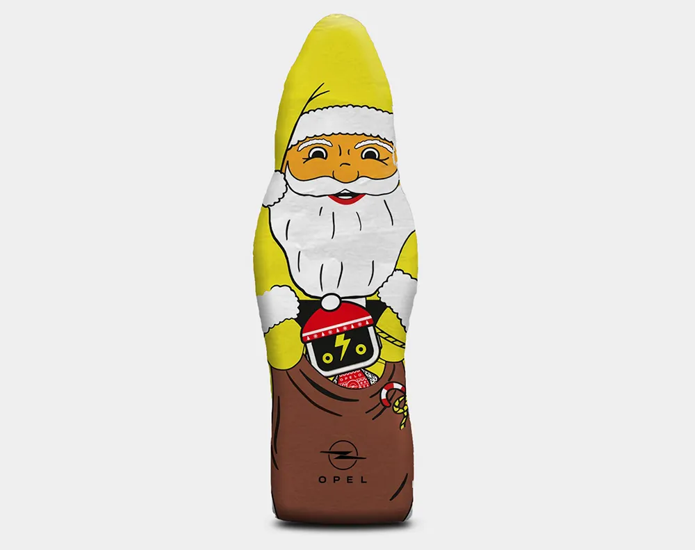 Weihnachtsmann als Opel-Sondermodell: 100 Gramm Schokolade, eingehüllt in gelb-schwarze Folie. Foto: Opel