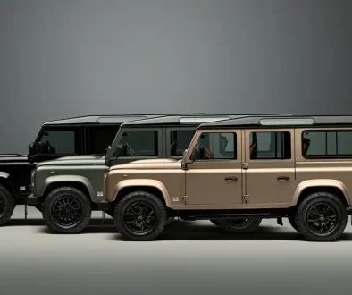 Den klassischen Land Rover Defender gibt es in neuen Farben. Foto: Jaguar Land Rover