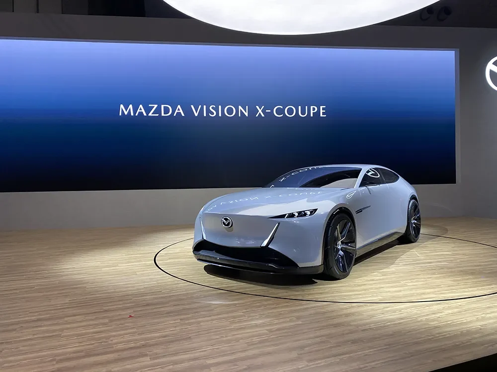 Mazdas Studie soll CO2 aus der Luft aufnehmen können. Foto: Michael Specht/SP-X