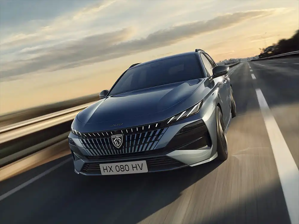 Peugeot hat den 308 samt Kombi 308 SW bereits vor Jahreswechsel einem Facelift unterzogen, das aber erst 2026 voll wirksam wird. Foto: Peugeot