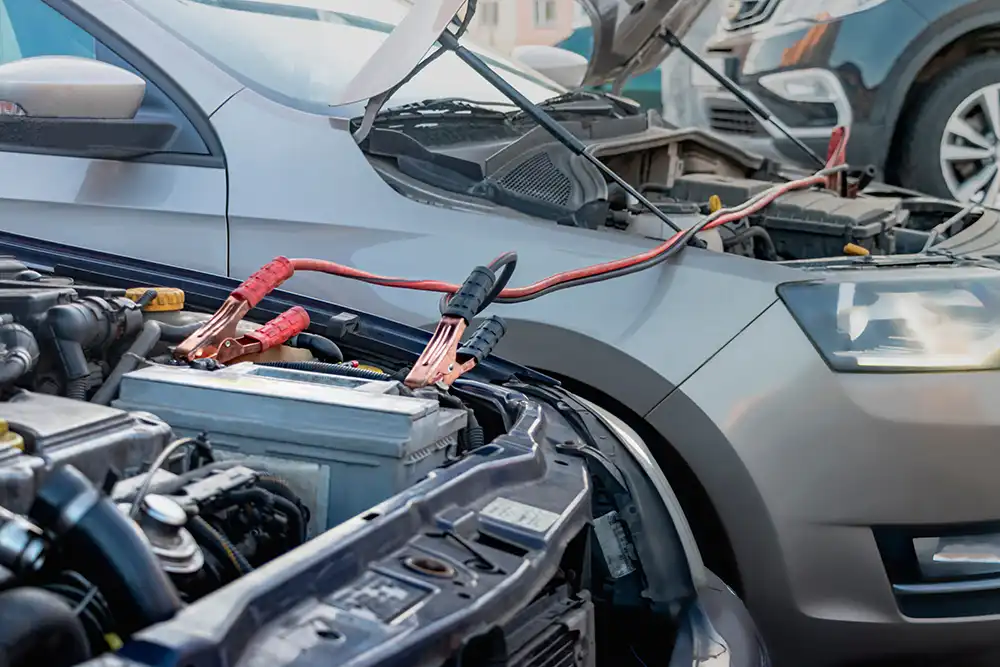 Starthilfekabel. Foto: Anoo - stock.adobe.com 