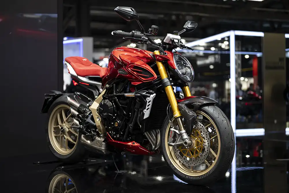 Auch MV Agusta besinnt sich seiner großen Erfolge und bringt eine Neuauflage der Brutale an den Start. Foto: MV Agusta 
