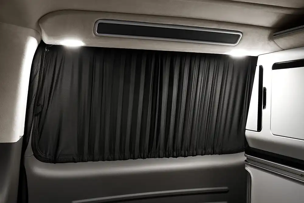 Dank der Vorhänge lässt sich der Innenraum abdunkeln. Foto: Hyundai
