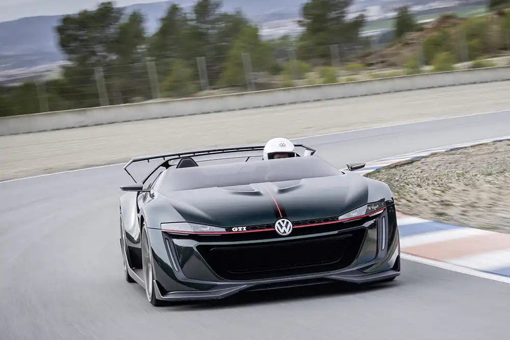 VW hat das Konzeptauto Golf GTI Roadster aus der Asservatenkammer geholt. Foto: VW