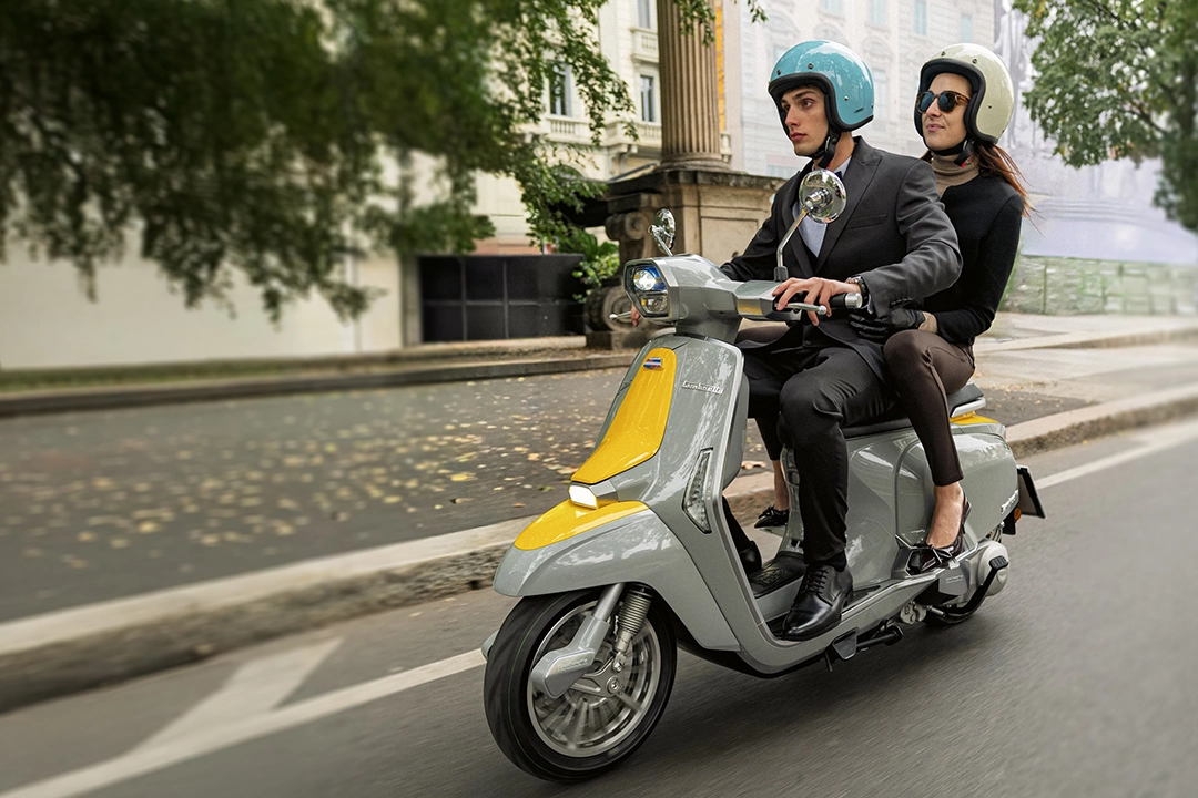 Mit der J125 erweitert Lambretta sein Portfolio um ein Modell, das optisch tief in den 1960er-Jahren verwurzelt ist. Foto: Lambretta