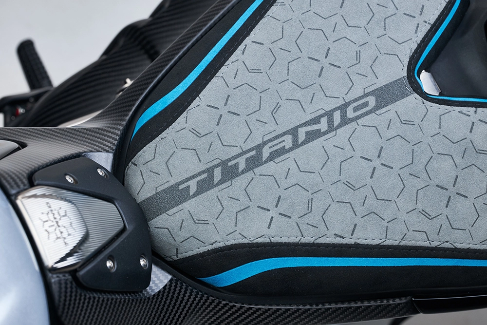 Die Rush Titanio wird dieses Jahr in einer Auflage von 300 nummerierten Exemplaren in Varese gefertigt. Foto: MV Agusta