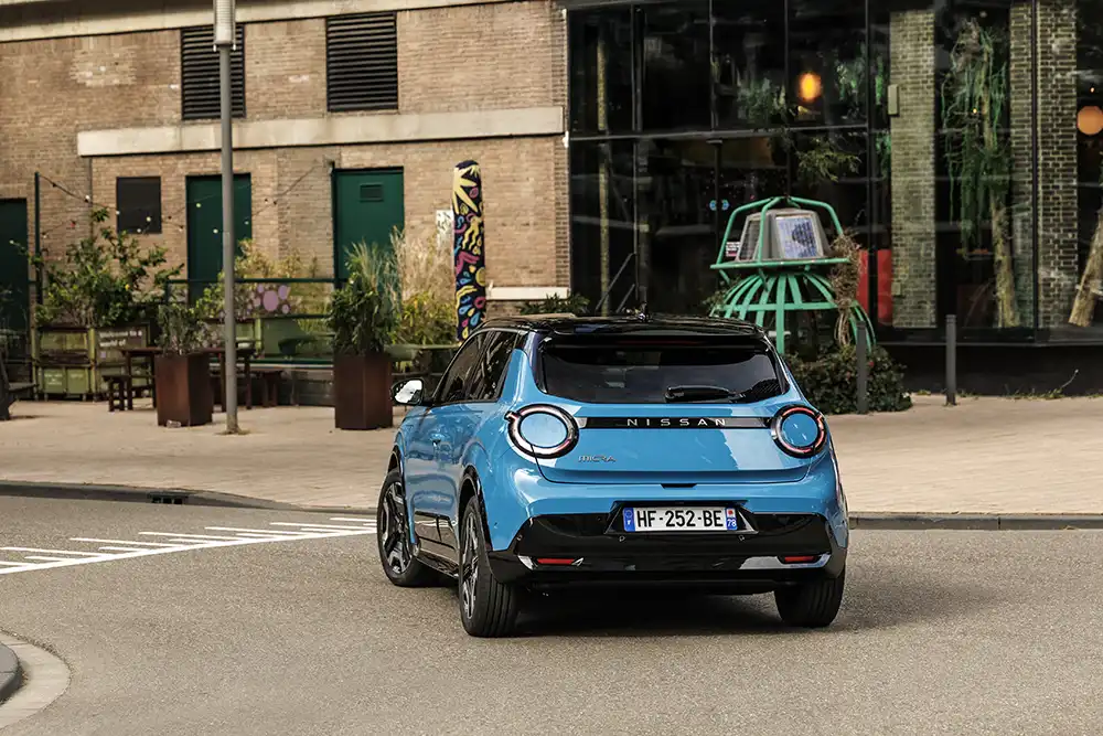 Im Großstadtverkehr kann der Micra sein praktisches Format und seine Wendigkeit gut ausspielen. Foto: Nissan