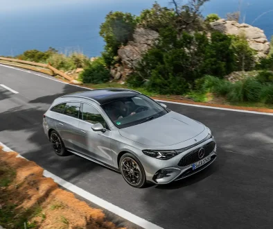 Ein Mercedes-Benz Elektrofahrzeug als Symbol für die steigende Innovationskraft deutscher Automobilhersteller.