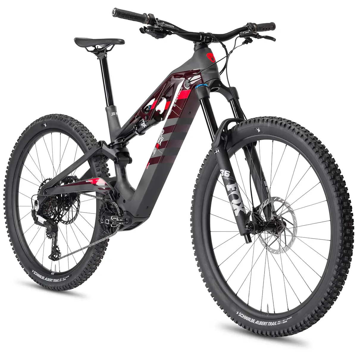 Vorderdreiviertelansicht des Rotwild R.XX All-Mountain E-Bikes, die das geschlossene Unterrohr mit integriertem Akku zeigt.