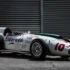 Dynamische Dreiviertelansicht des Maserati Tipo 420M/58 Eldorado Monoposto im Stand