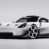 Weißer Porsche Mission S Supersportwagen in dynamischer Dreiviertelansicht mit aerodynamischer Linienführung