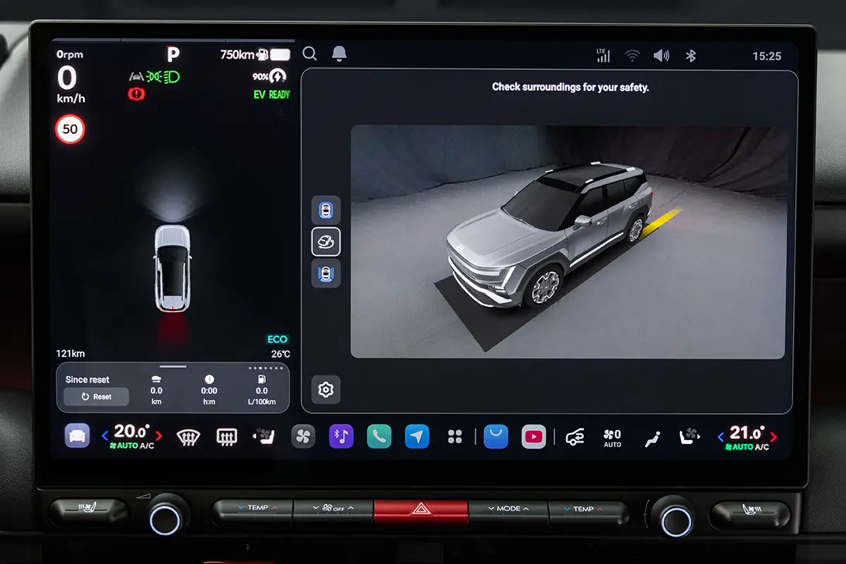 Neues Infotainment-Display im Hyundai Tucson mit 3D-Rückfahrassistent und Direktwahltasten für die Klimasteuerung